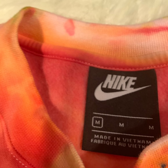 Hand dyed Nike crew neck sweatshirt - Picture 5 of 8